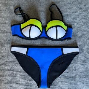 Triangl Bikini